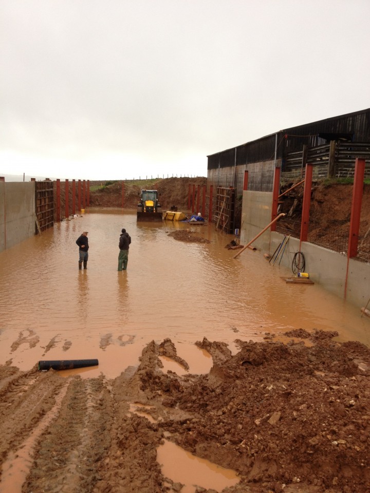 slurry-lagoons-devon-6) slurry-lagoons-devon-6)
